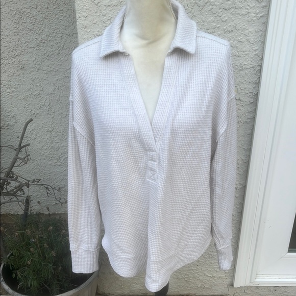 aerie Tops - Aerie Cream Collared Oversized Long Sleeve Top Women's Size XS